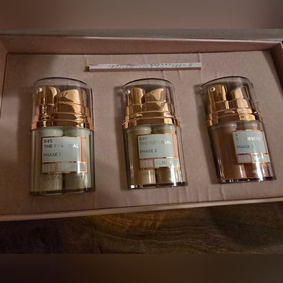 NIB $160 BeautyBio R45 The Reversal 3-Phase Retinol Booster System - Picture 11 of 11